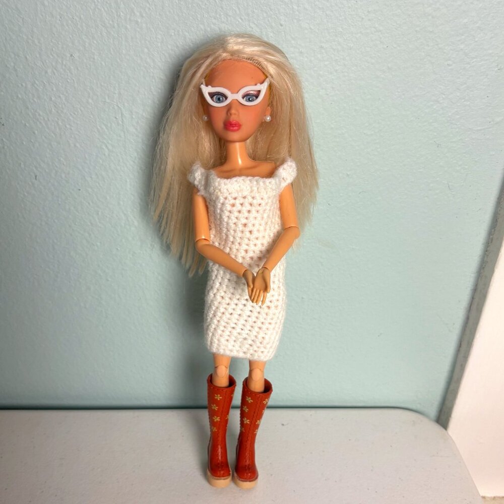 2009 Spin Master Ltd LIV 12" Doll #00719SWMG  Articulated  Handmade Dress